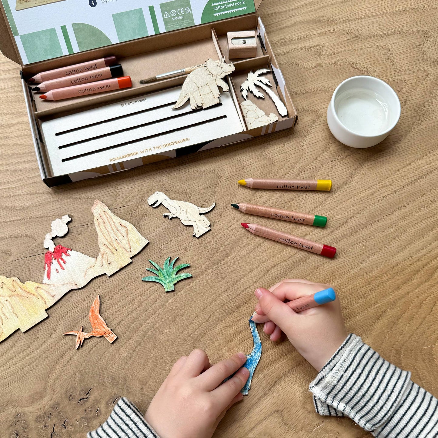 Create Your Own Dinosaur Scene - DIY Craft Kit for Kids